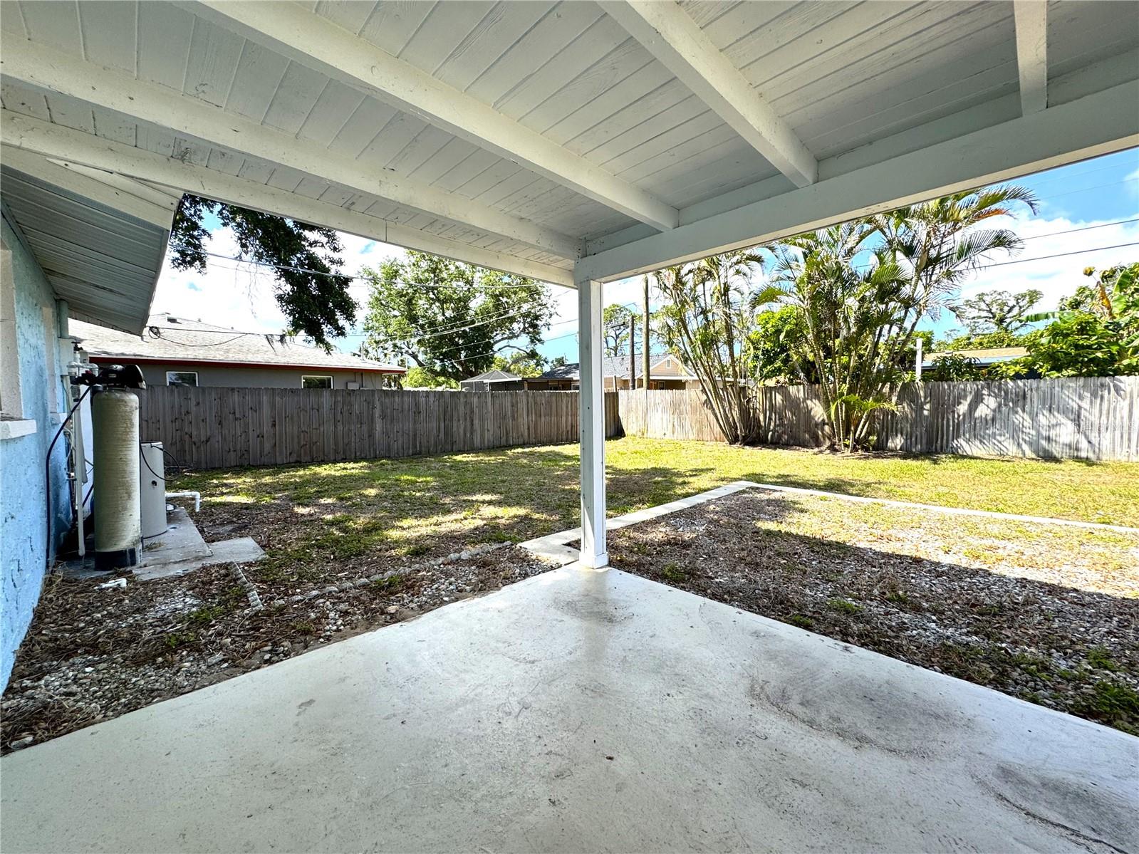 2600 MOHEGAN RD, VENICE, FL, 34293