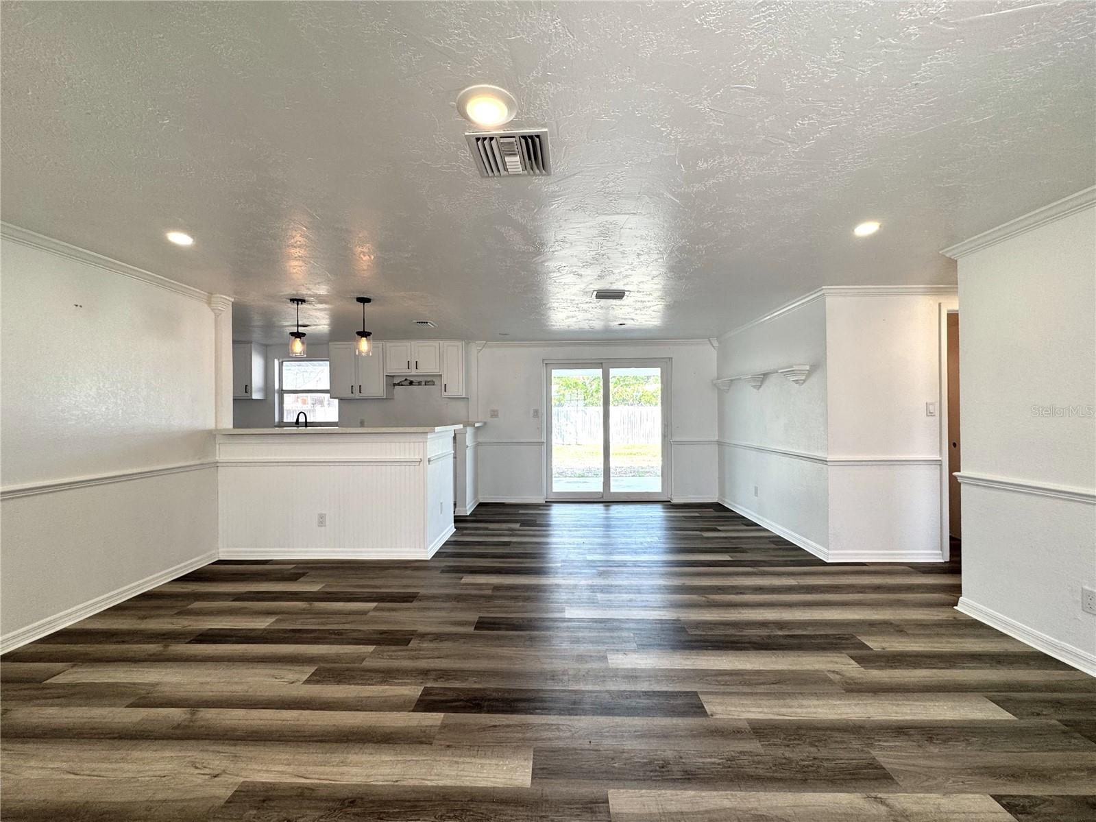 2600 MOHEGAN RD, VENICE, FL, 34293