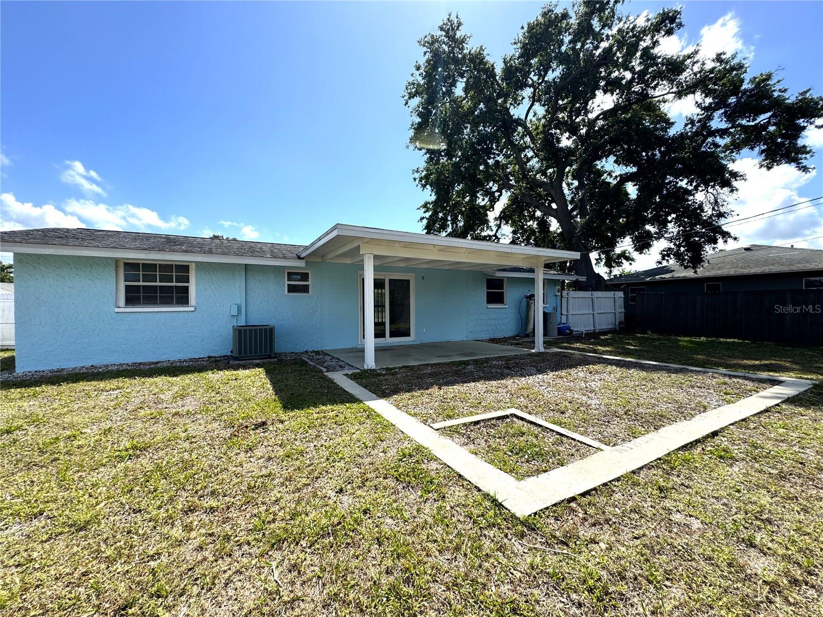 2600 MOHEGAN RD, VENICE, FL, 34293