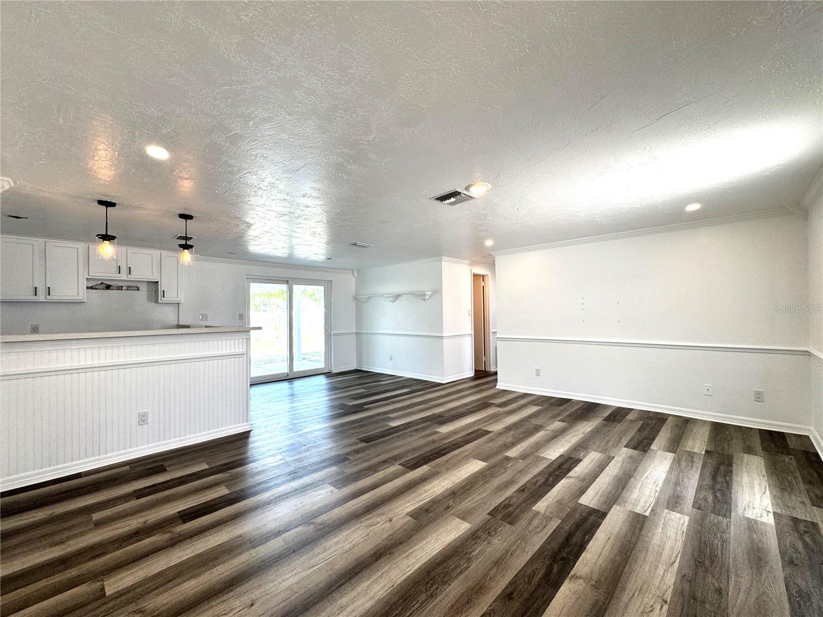 2600 MOHEGAN RD, VENICE, FL, 34293