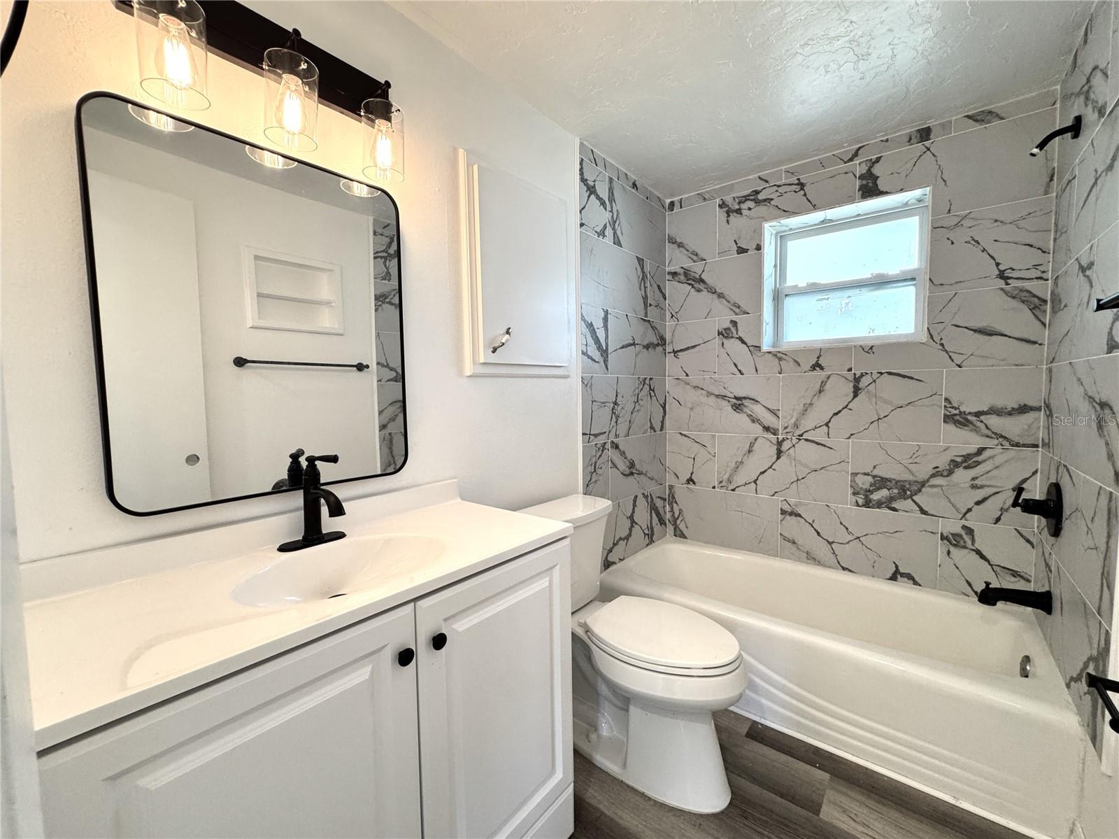 2600 MOHEGAN RD, VENICE, FL, 34293