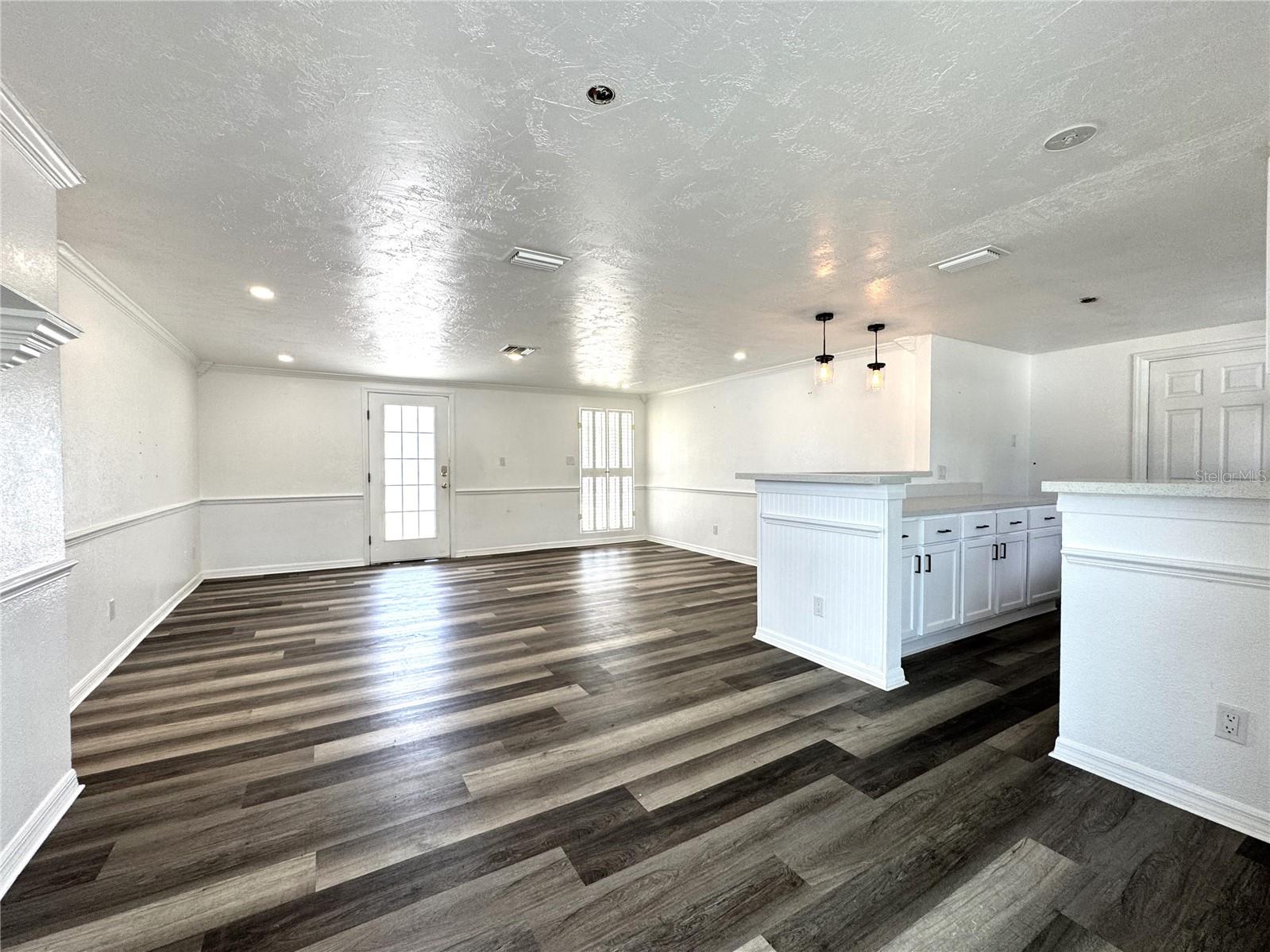 2600 MOHEGAN RD, VENICE, FL, 34293