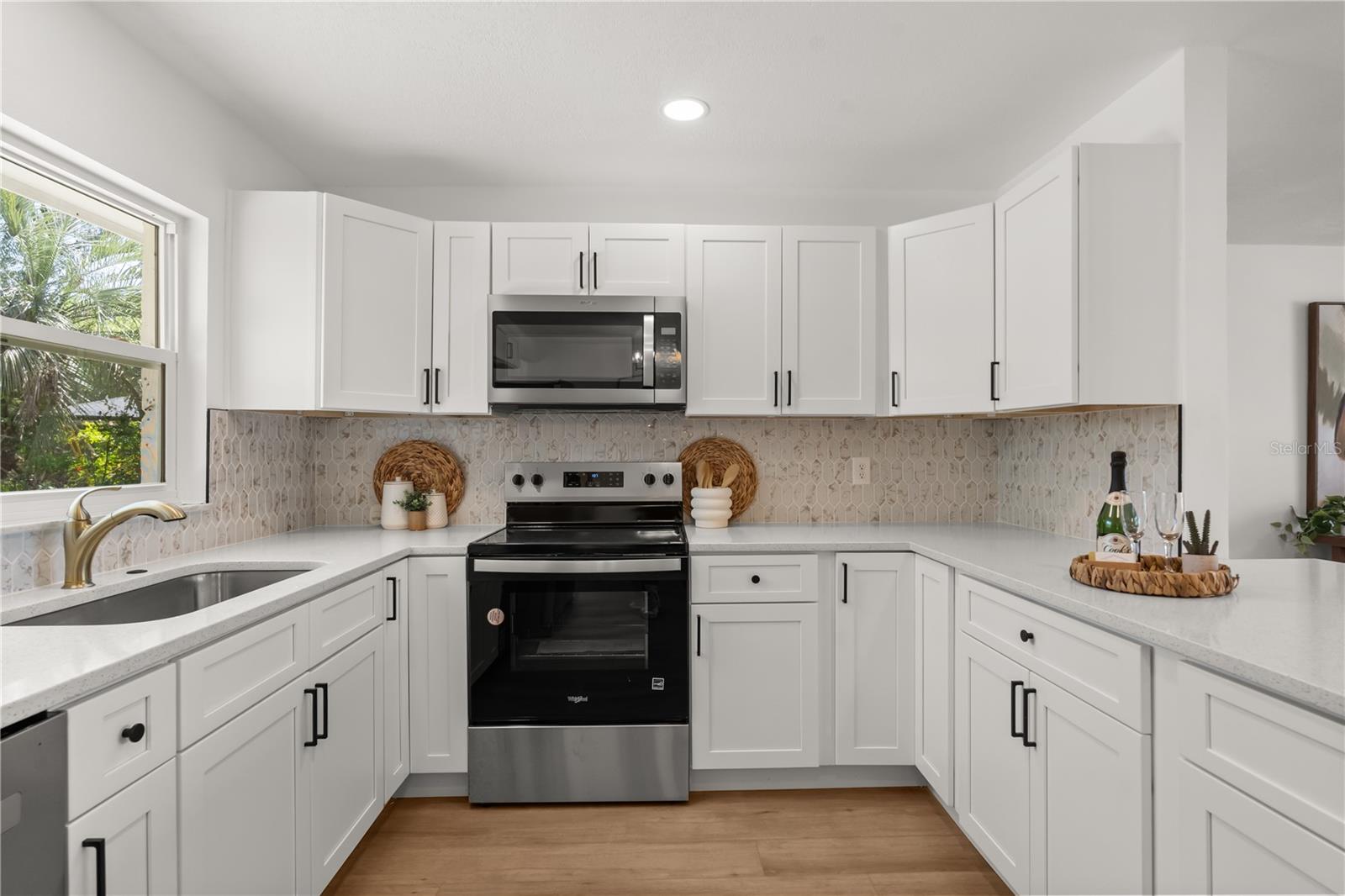 1415 S BATON DR, DELTONA, FL, 32725