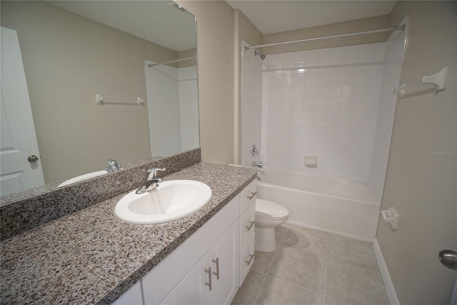 1038 OCEAN SPRAY DR, RUSKIN, FL, 33570