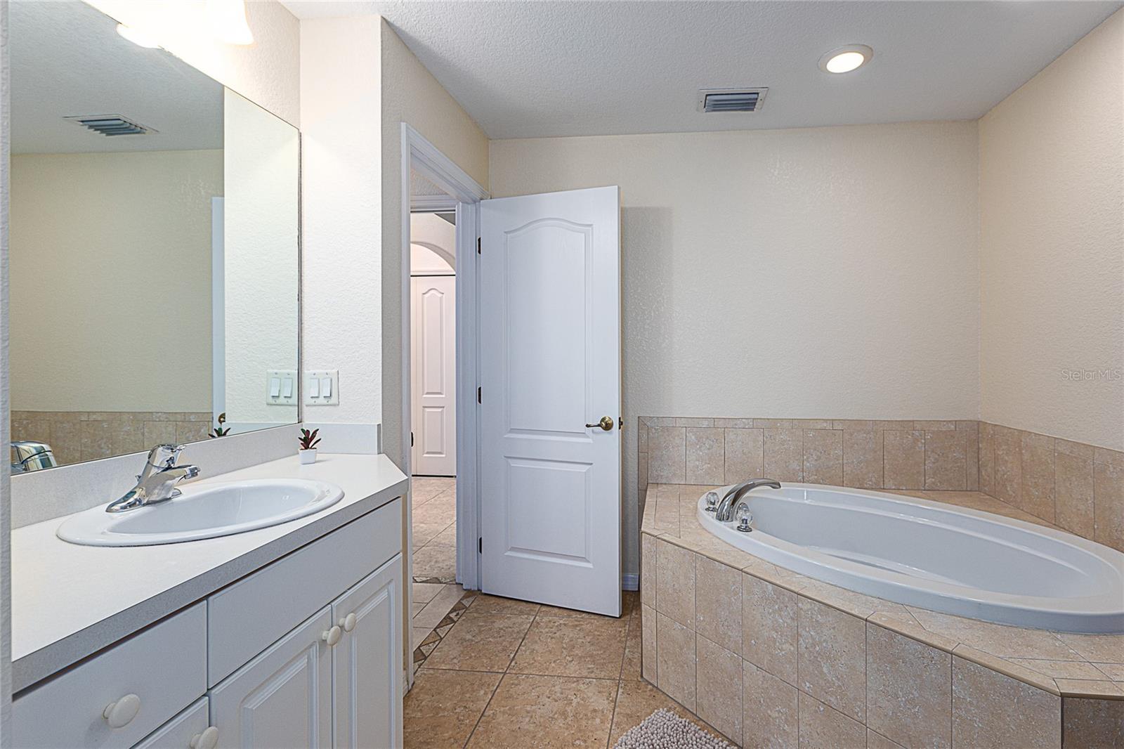 188 INGRAM BLVD, ROTONDA WEST, FL, 33947