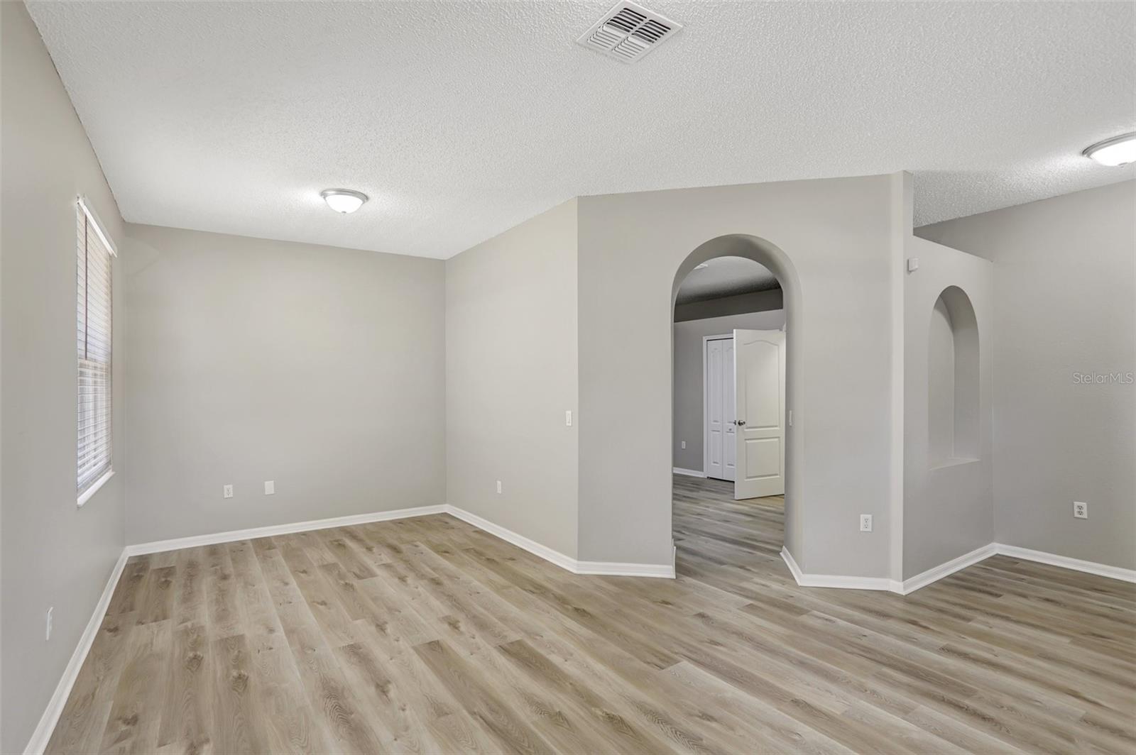 9999 SHADOW CREEK DR, ORLANDO, FL, 32832