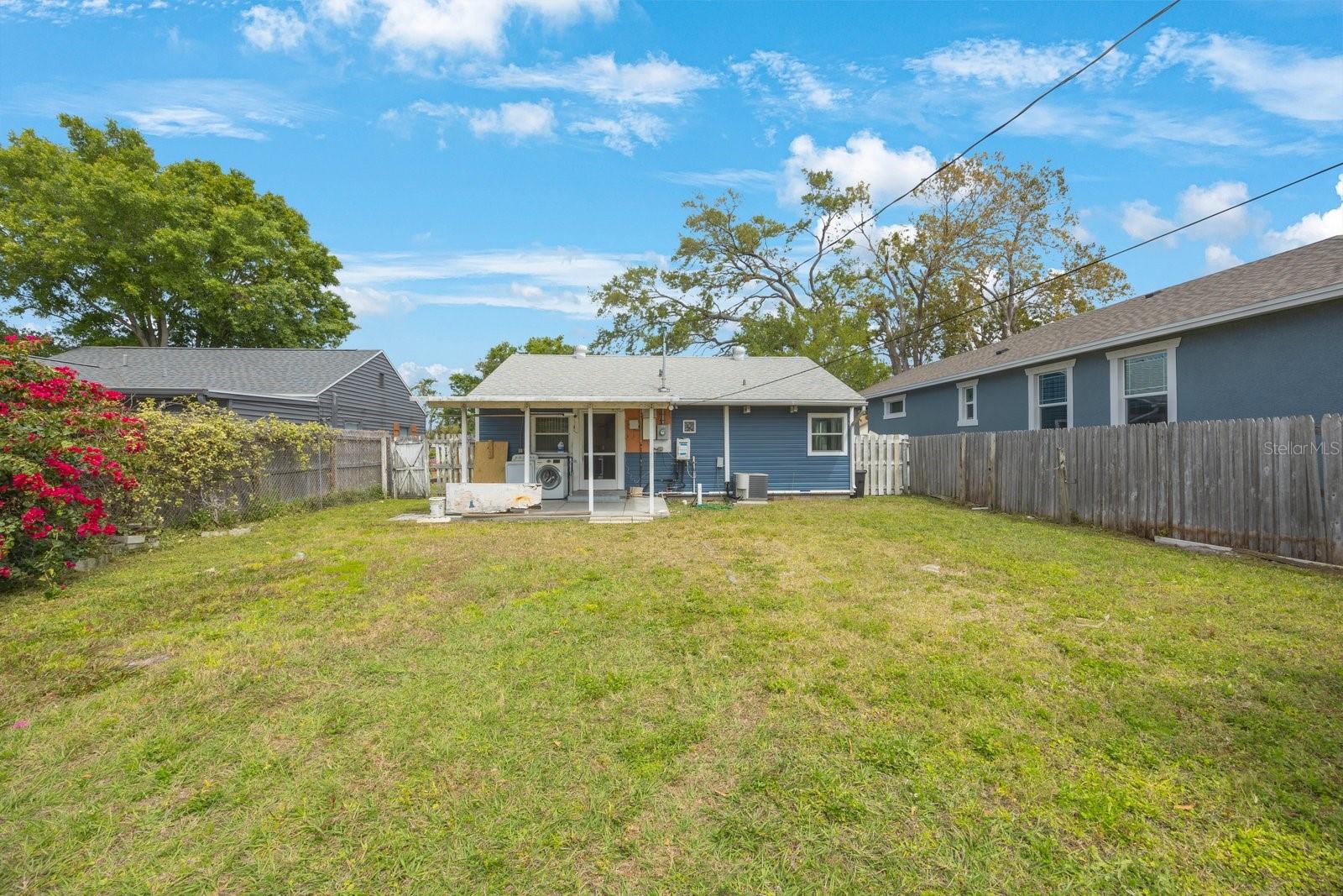 940 57TH AVE N, ST PETERSBURG, FL, 33703