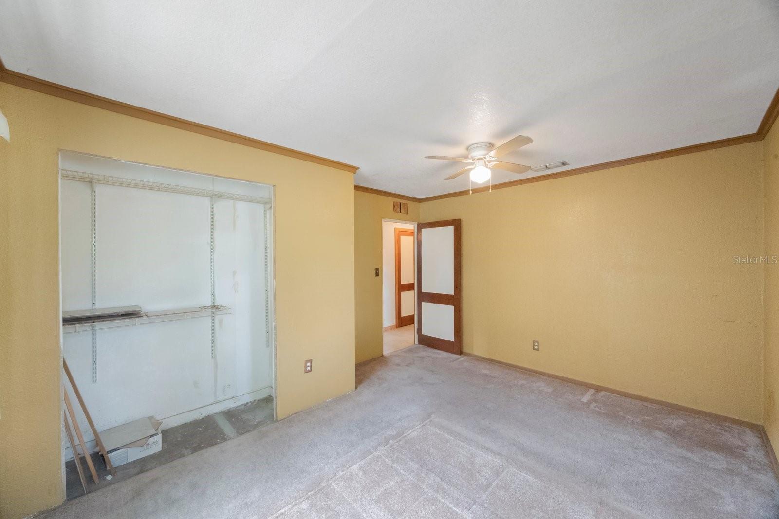 940 57TH AVE N, ST PETERSBURG, FL, 33703