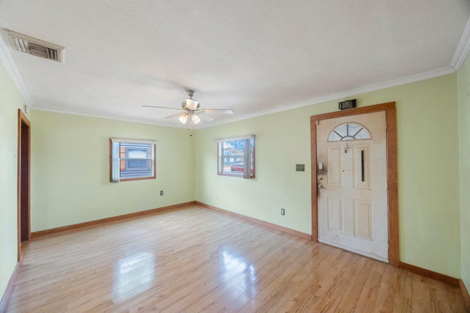 940 57TH AVE N, ST PETERSBURG, FL, 33703