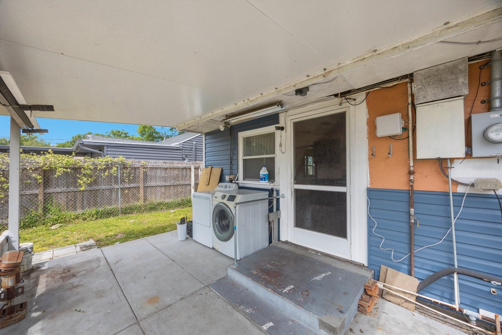 940 57TH AVE N, ST PETERSBURG, FL, 33703