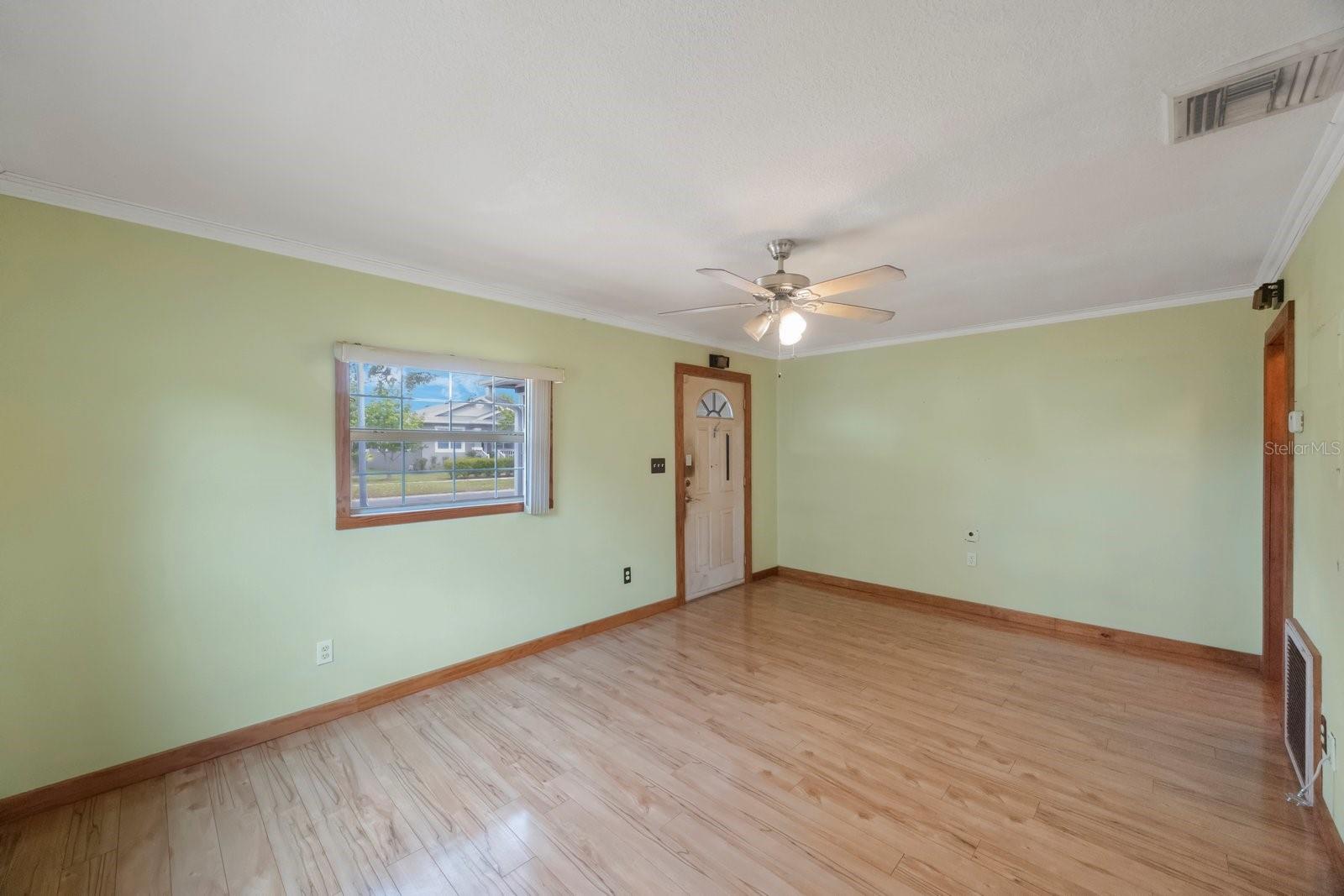 940 57TH AVE N, ST PETERSBURG, FL, 33703