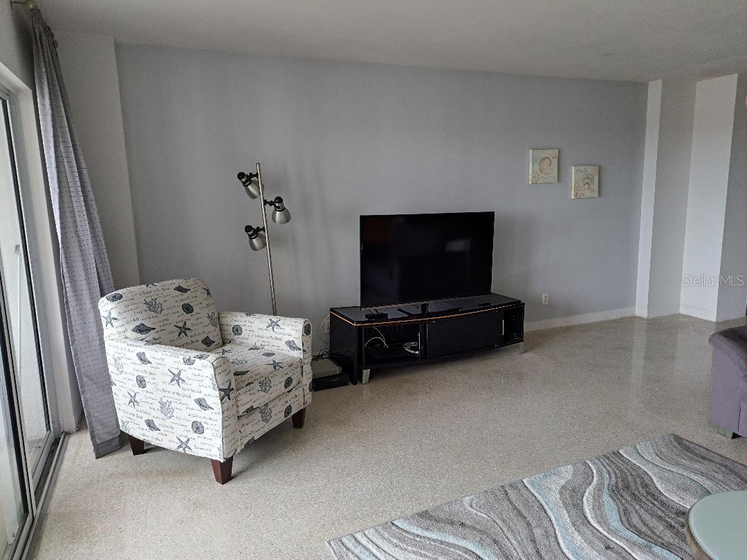 TREASURE ISLAND, FL, 33706