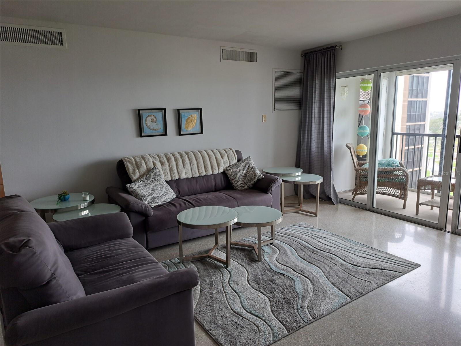 TREASURE ISLAND, FL, 33706