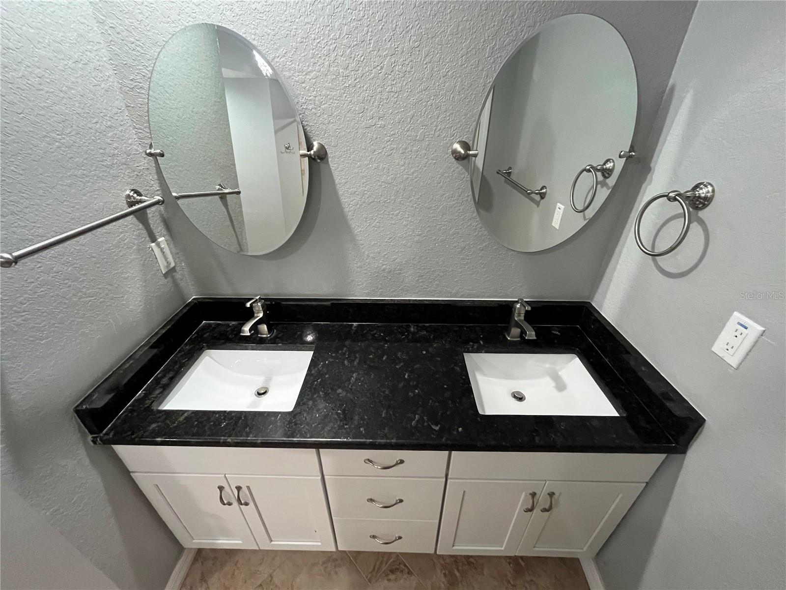 200 4TH AVE S #231, ST PETERSBURG, FL, 33701