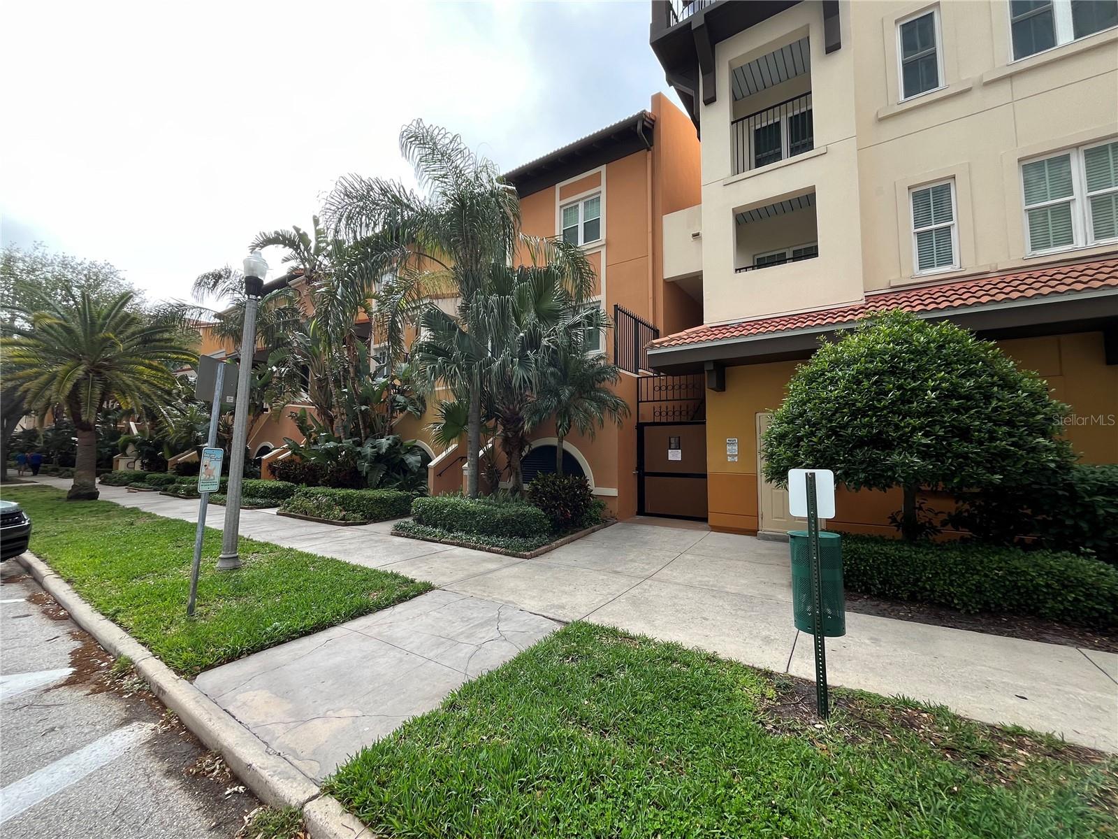 200 4TH AVE S #231, ST PETERSBURG, FL, 33701