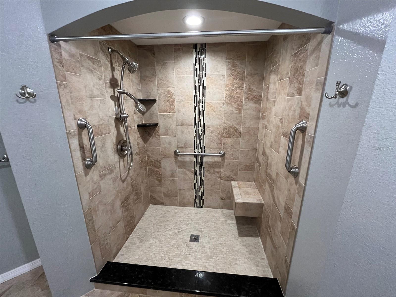 200 4TH AVE S #231, ST PETERSBURG, FL, 33701