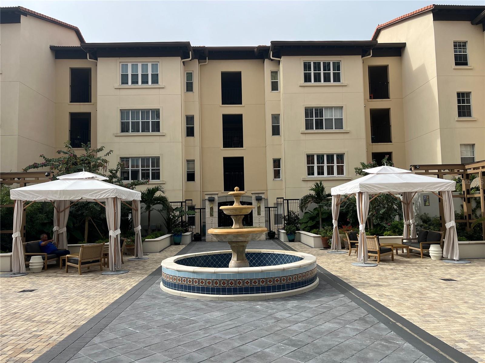 200 4TH AVE S #231, ST PETERSBURG, FL, 33701