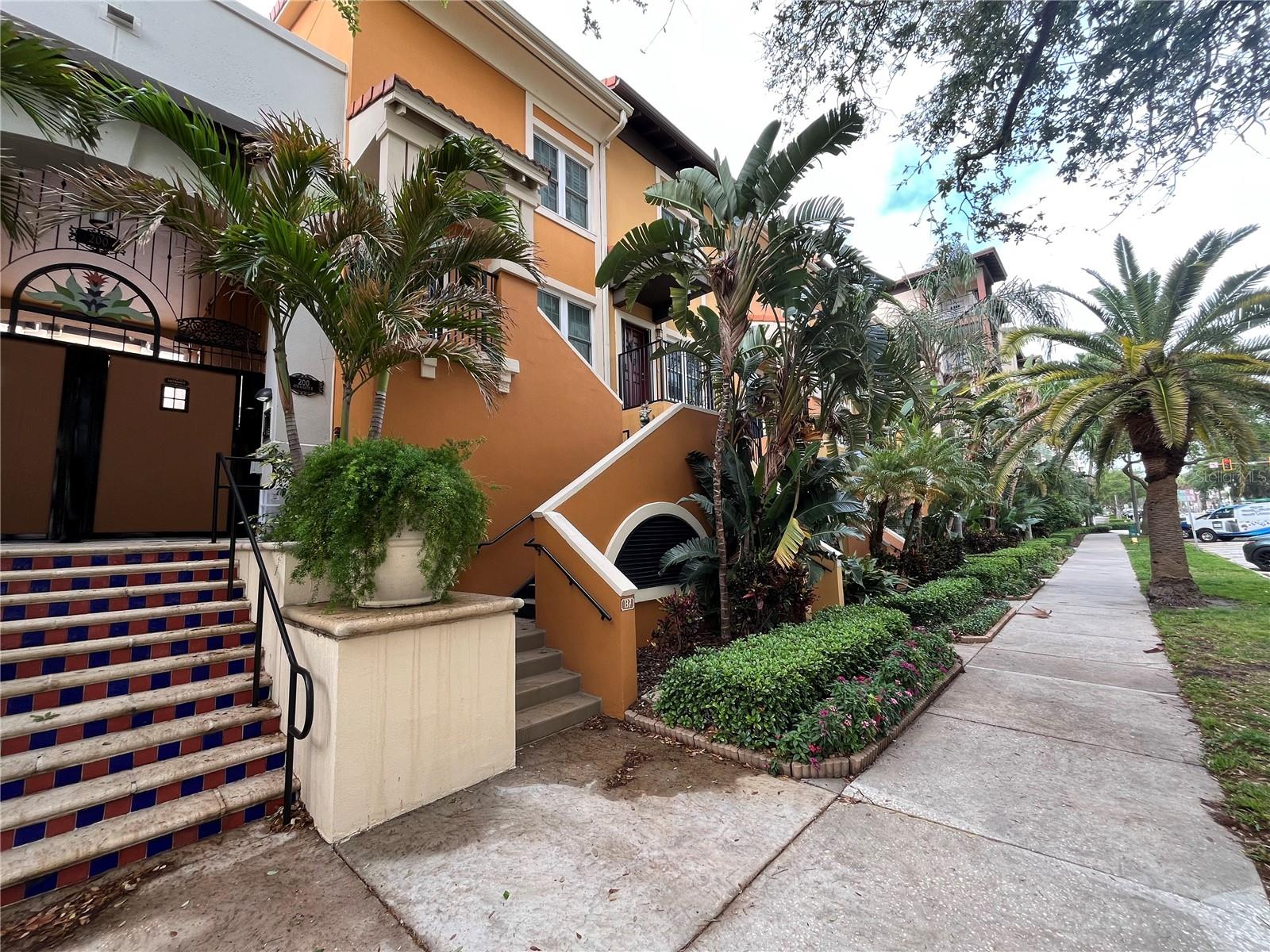200 4TH AVE S #231, ST PETERSBURG, FL, 33701