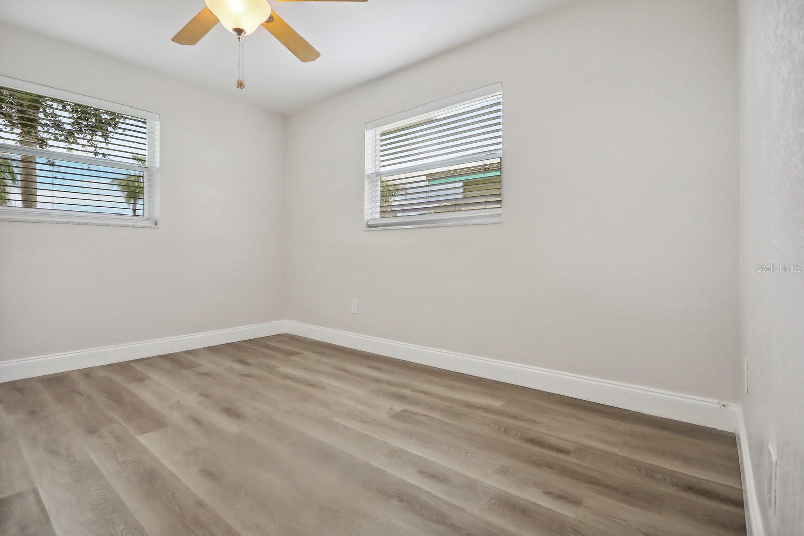 5599 110TH WAY, SEMINOLE, FL, 33772