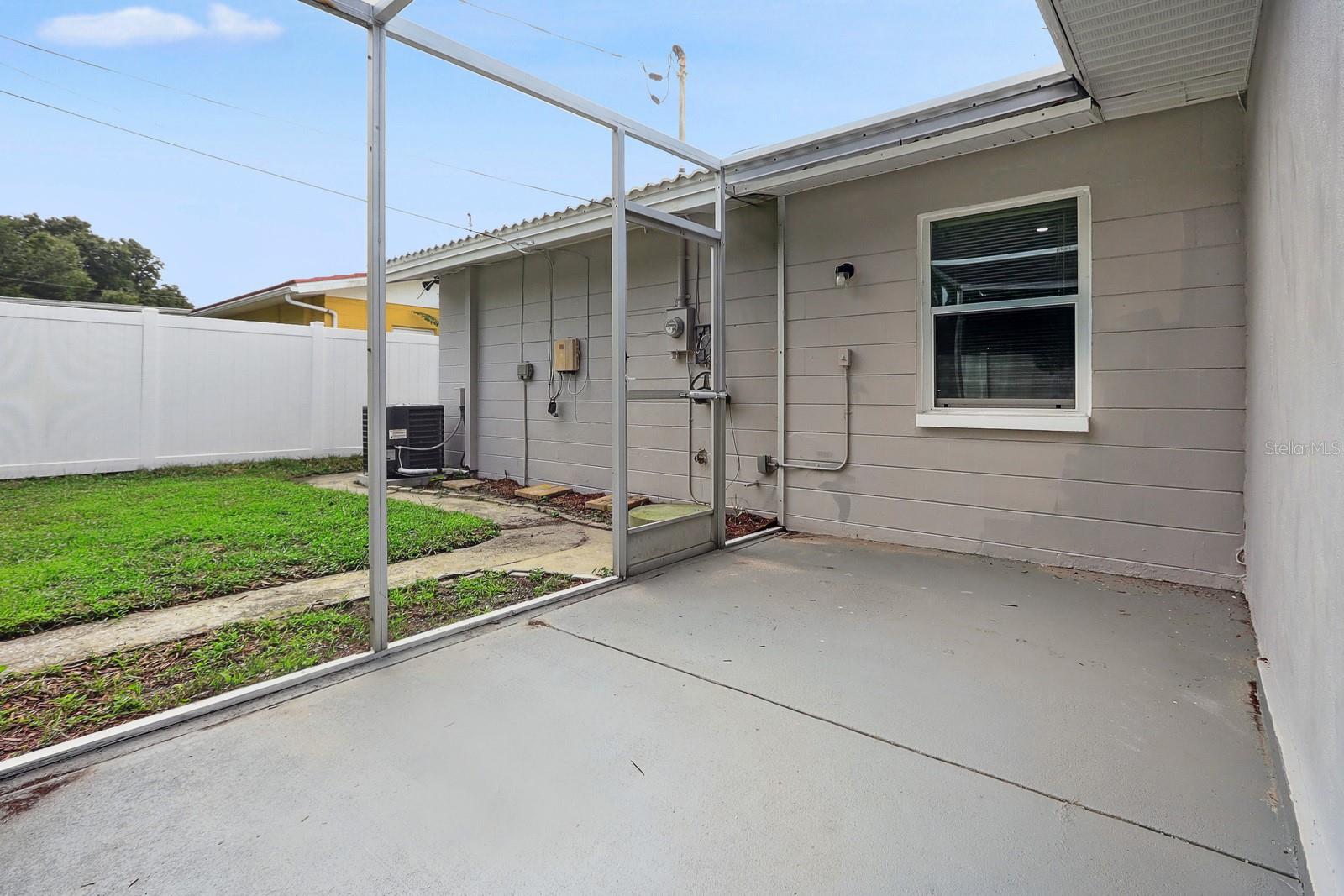 5599 110TH WAY, SEMINOLE, FL, 33772
