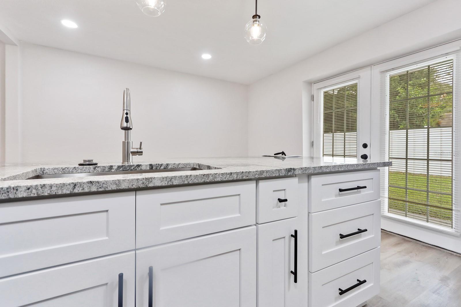 5599 110TH WAY, SEMINOLE, FL, 33772