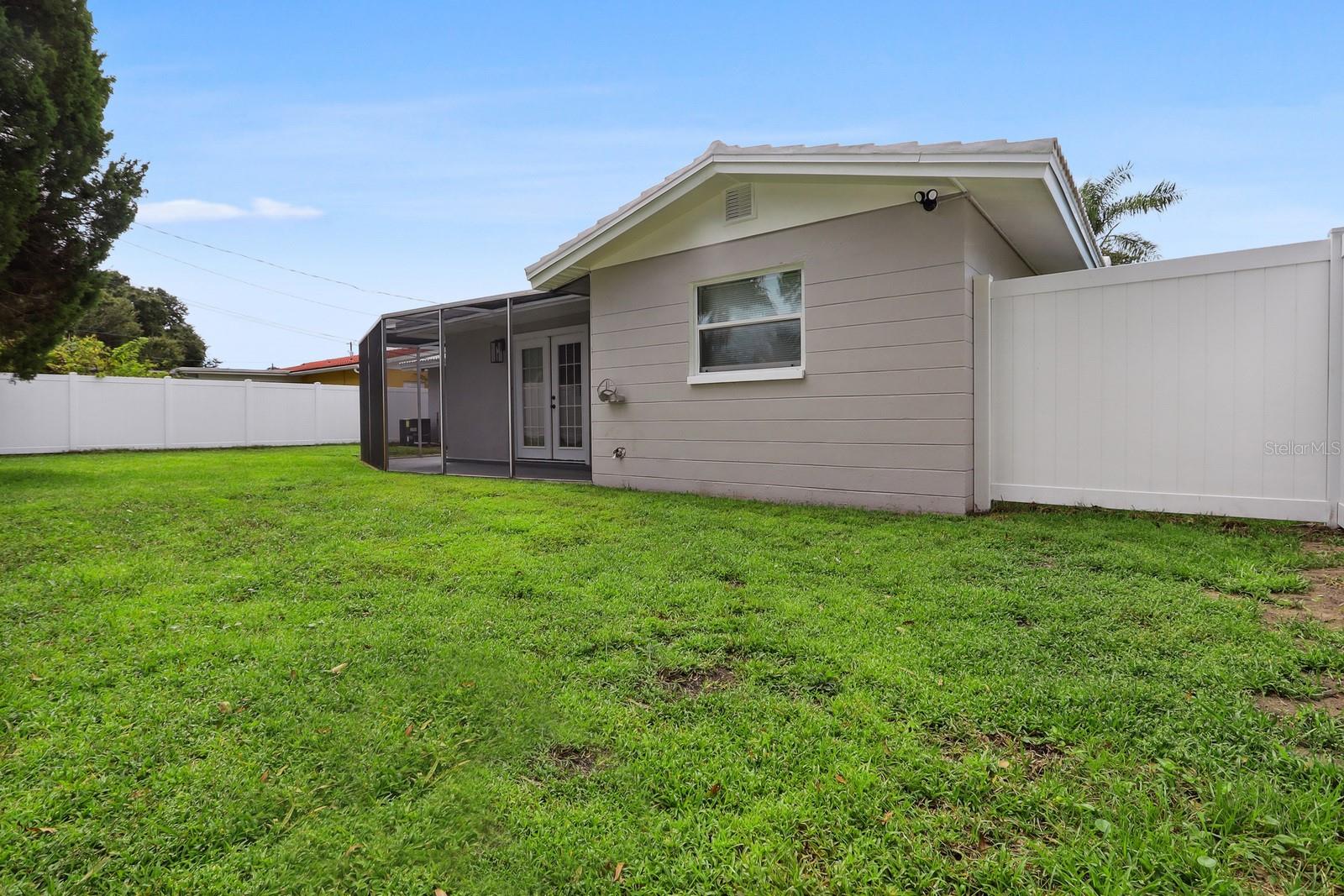 5599 110TH WAY, SEMINOLE, FL, 33772