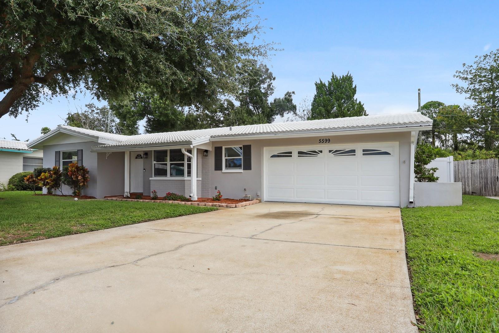5599 110TH WAY, SEMINOLE, FL, 33772