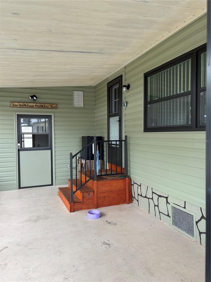 130 OAK TREE DR, DEBARY, FL, 32713