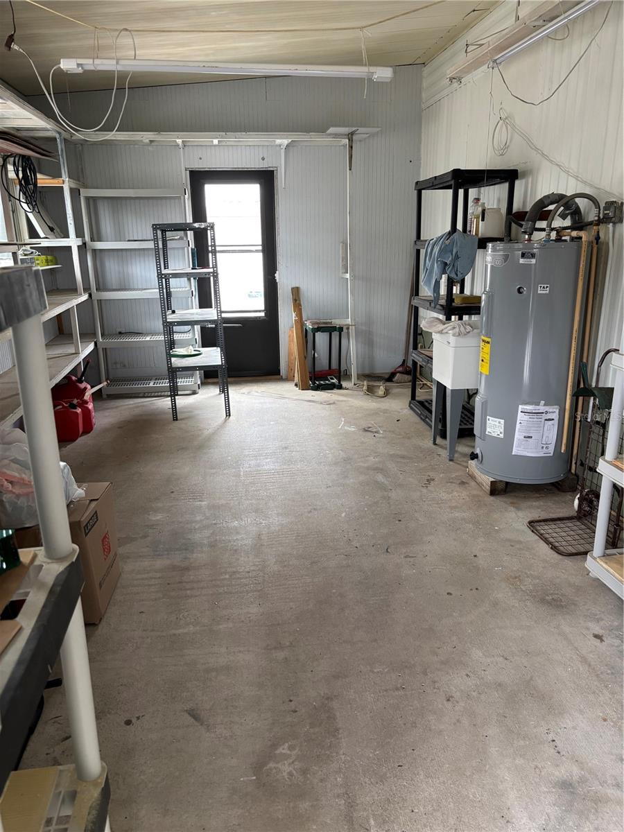 130 OAK TREE DR, DEBARY, FL, 32713