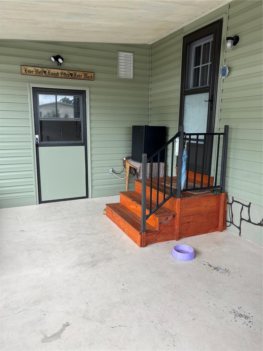 130 OAK TREE DR, DEBARY, FL, 32713