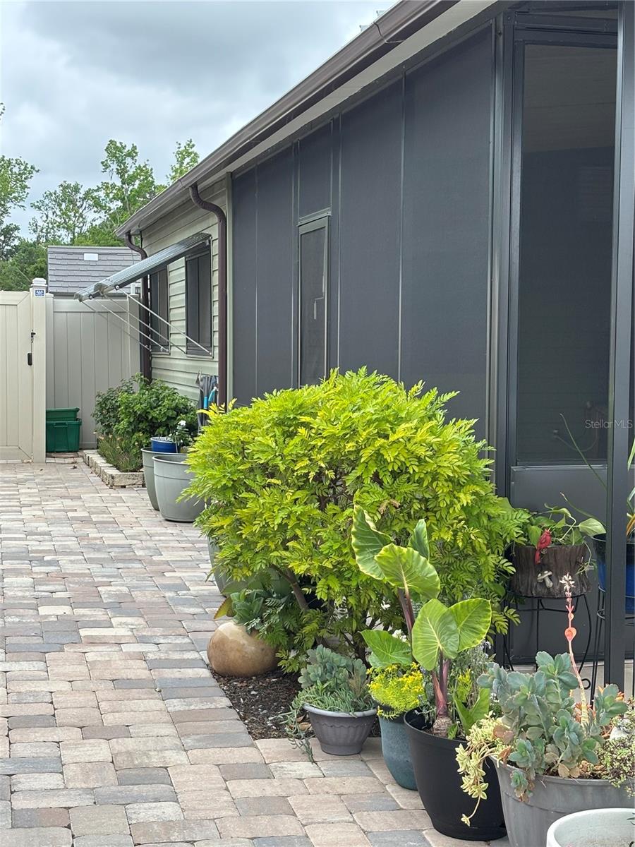 130 OAK TREE DR, DEBARY, FL, 32713