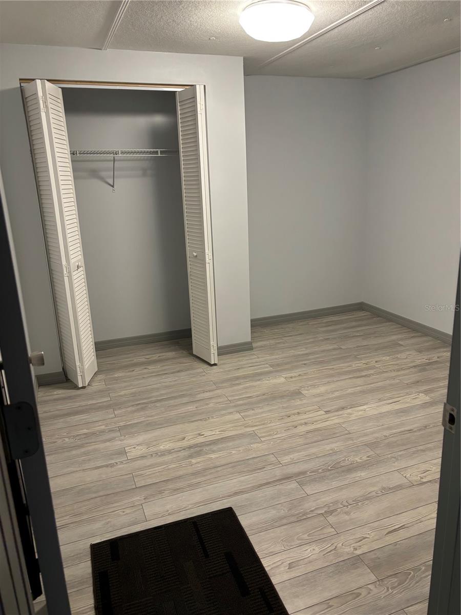 130 OAK TREE DR, DEBARY, FL, 32713