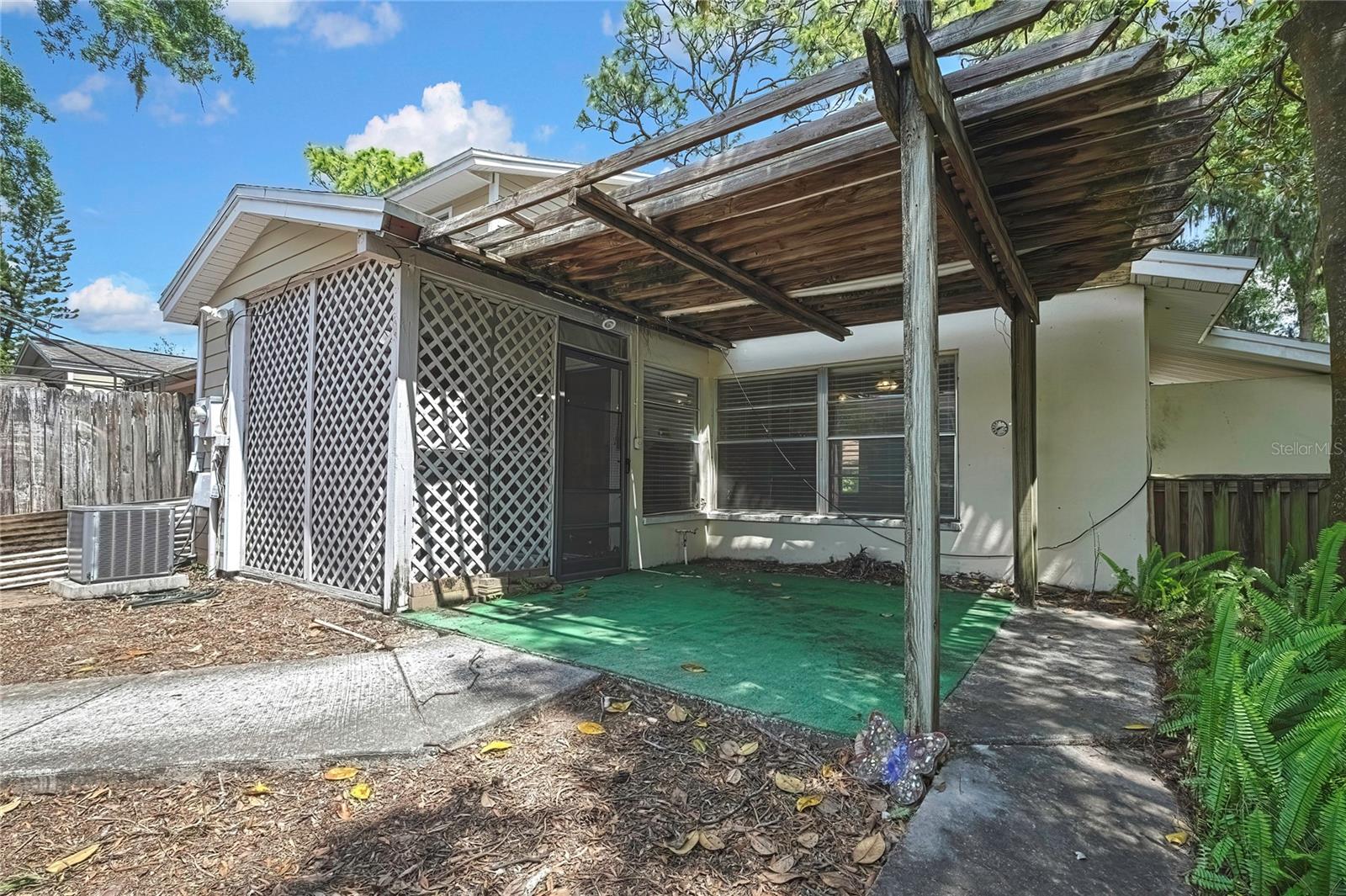 14629 LAKE FOREST DR, LUTZ, FL, 33559