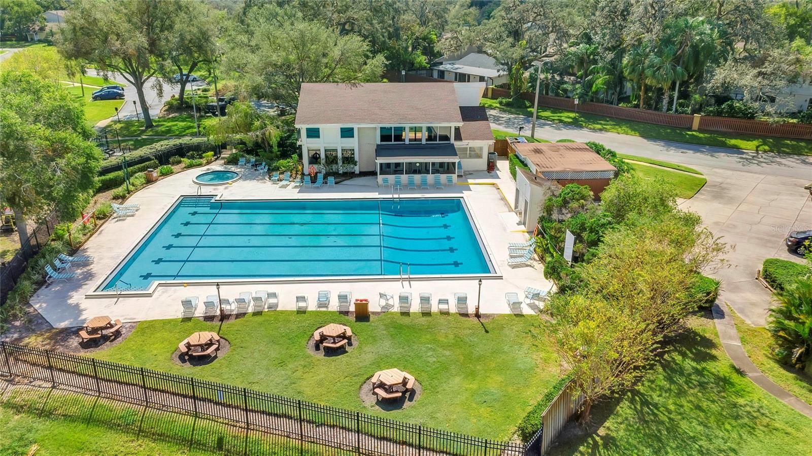 14629 LAKE FOREST DR, LUTZ, FL, 33559