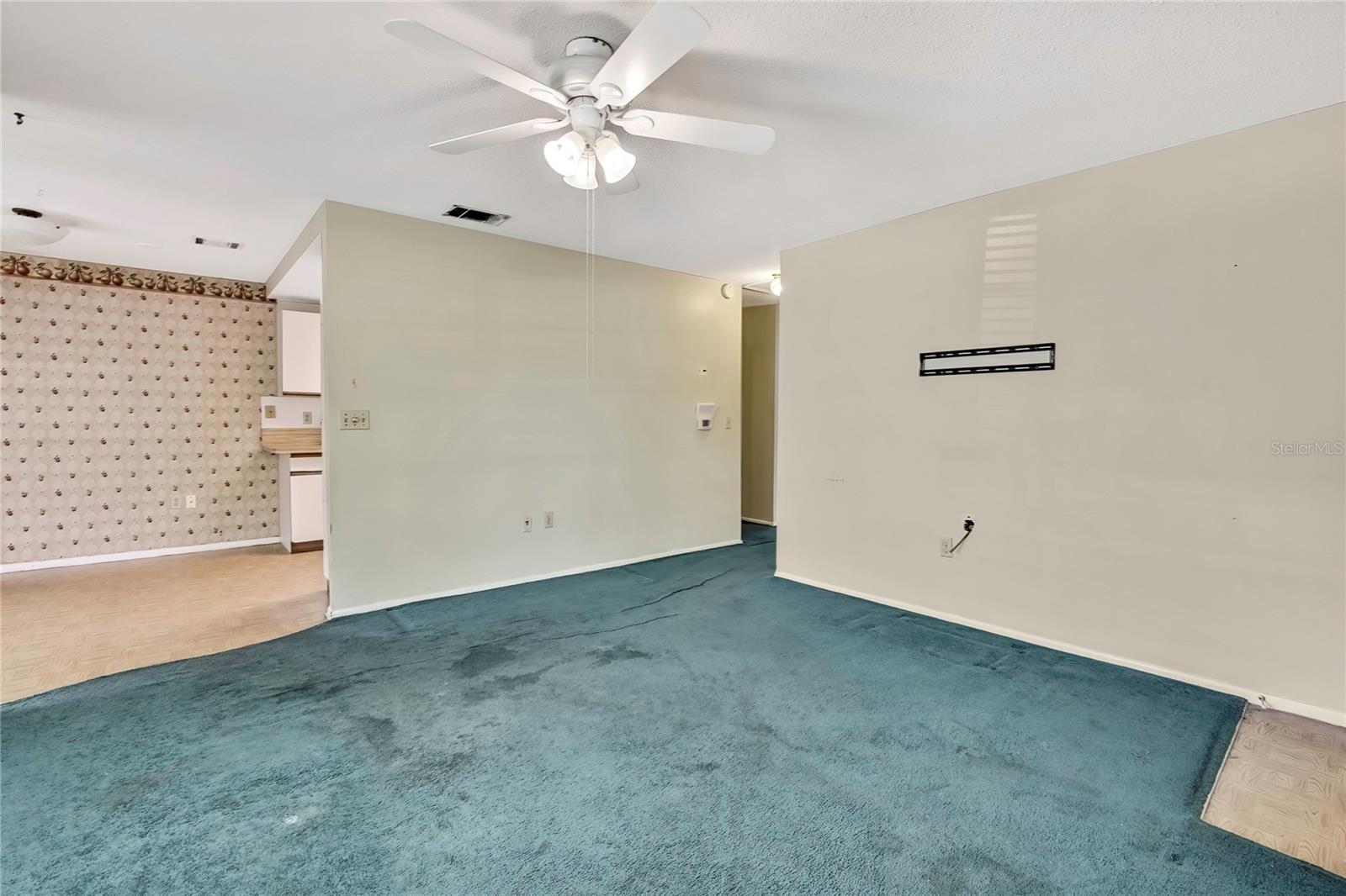 14629 LAKE FOREST DR, LUTZ, FL, 33559
