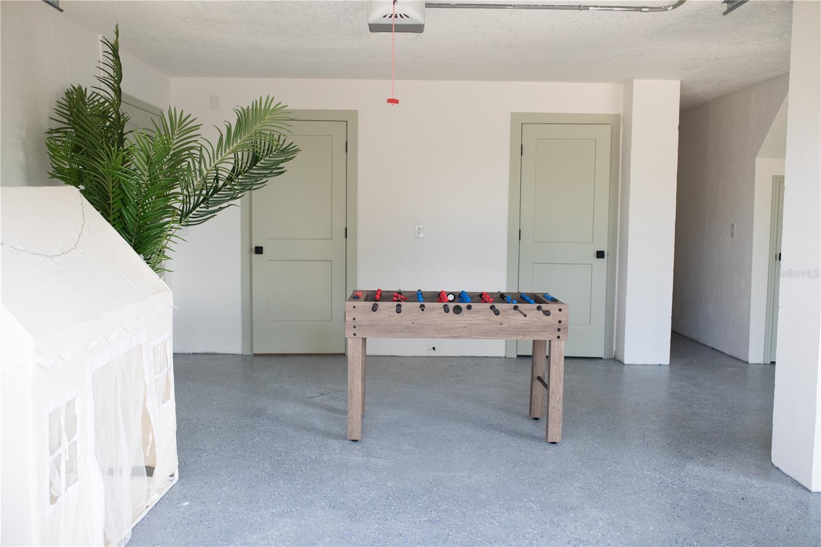 2574 N OCEAN SHORE BLVD, FLAGLER BEACH, FL, 32136