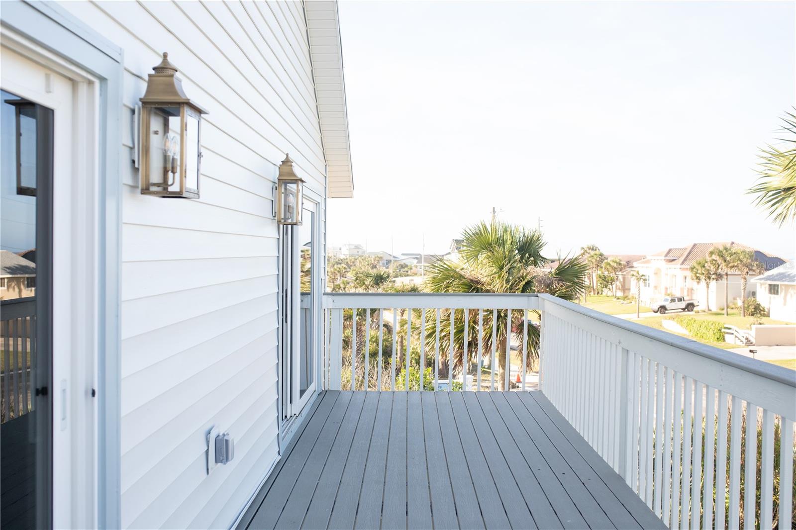 2574 N OCEAN SHORE BLVD, FLAGLER BEACH, FL, 32136