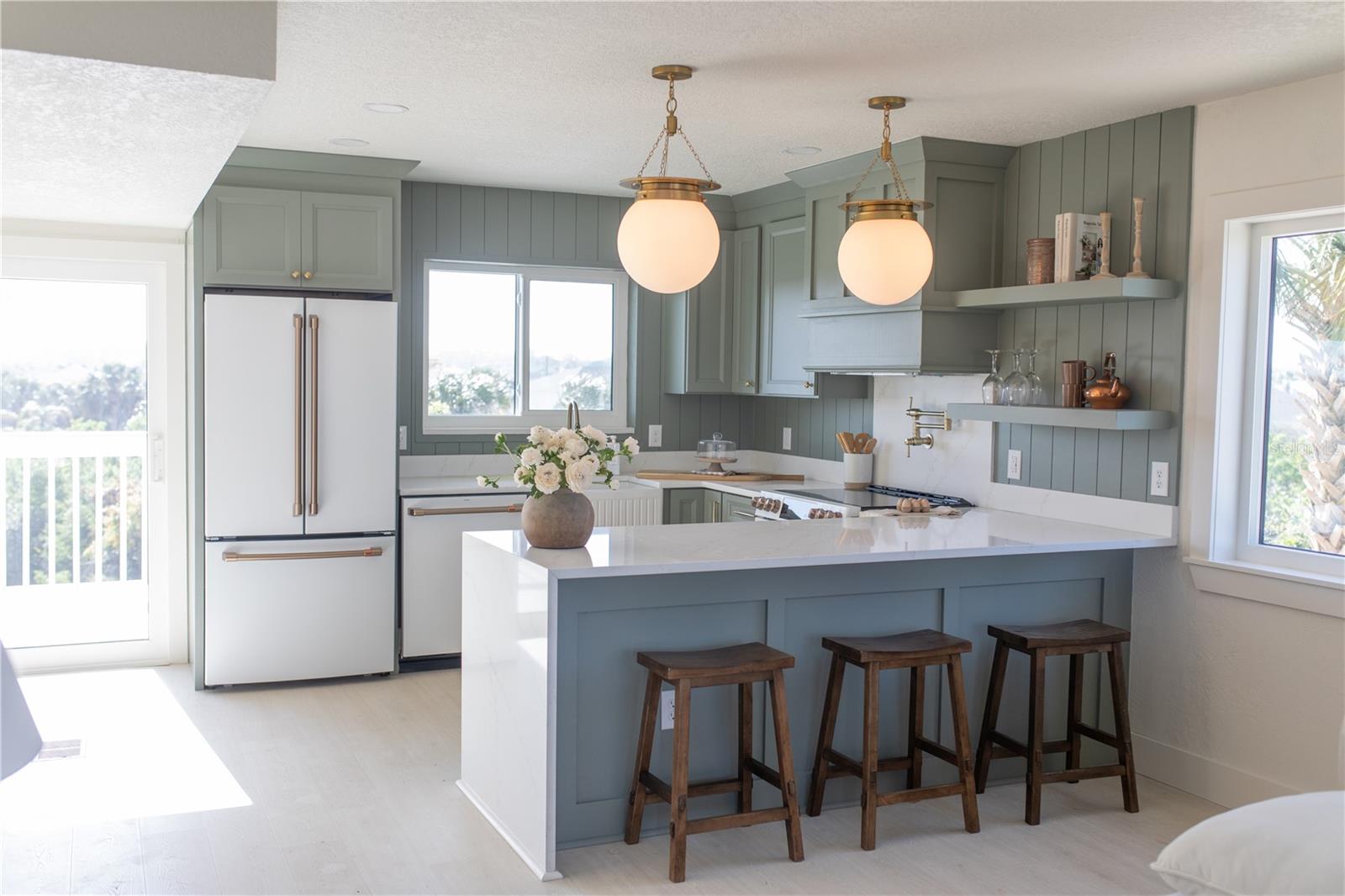 2574 N OCEAN SHORE BLVD, FLAGLER BEACH, FL, 32136