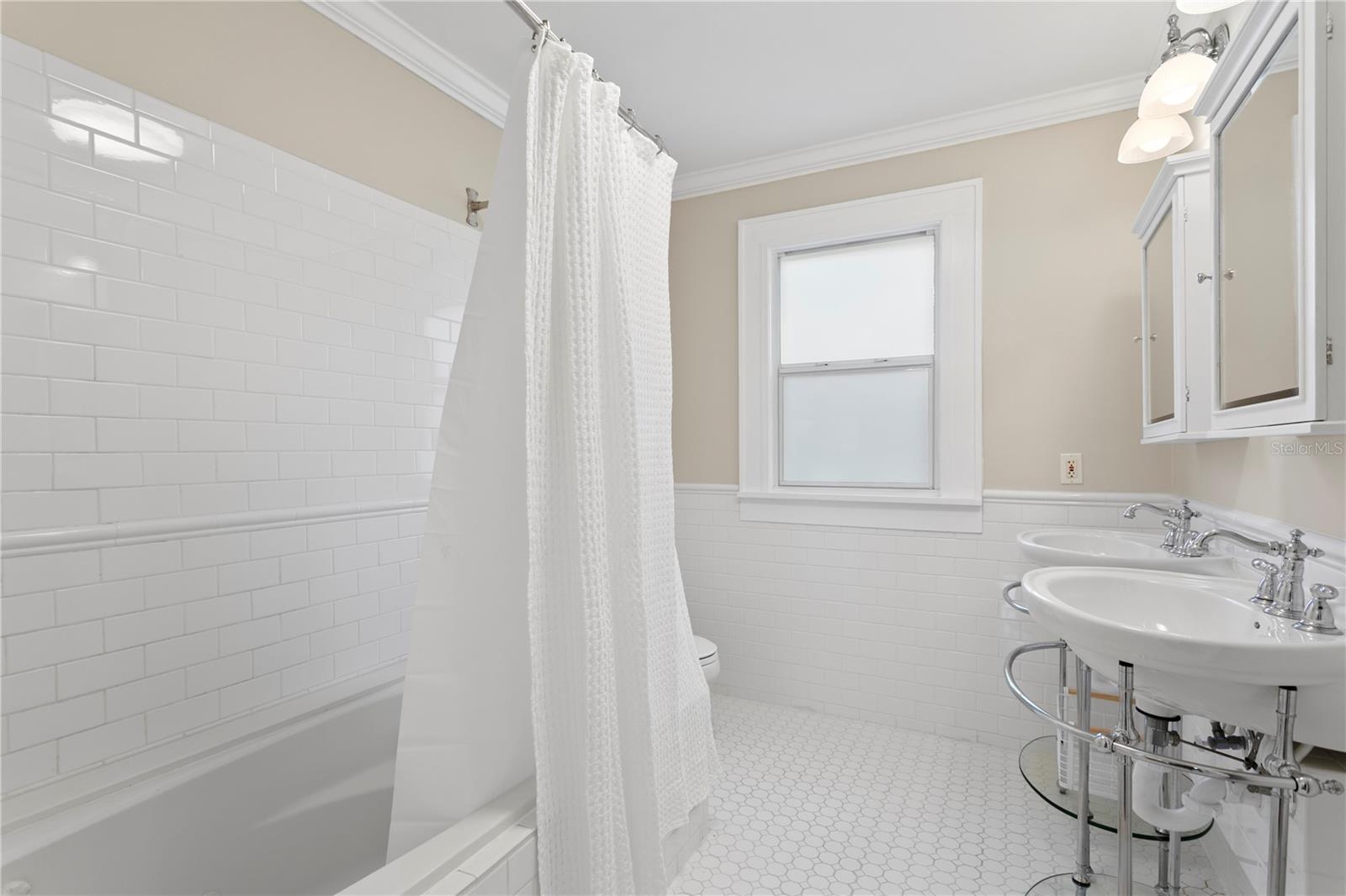 841 24TH AVE N, ST PETERSBURG, FL, 33704