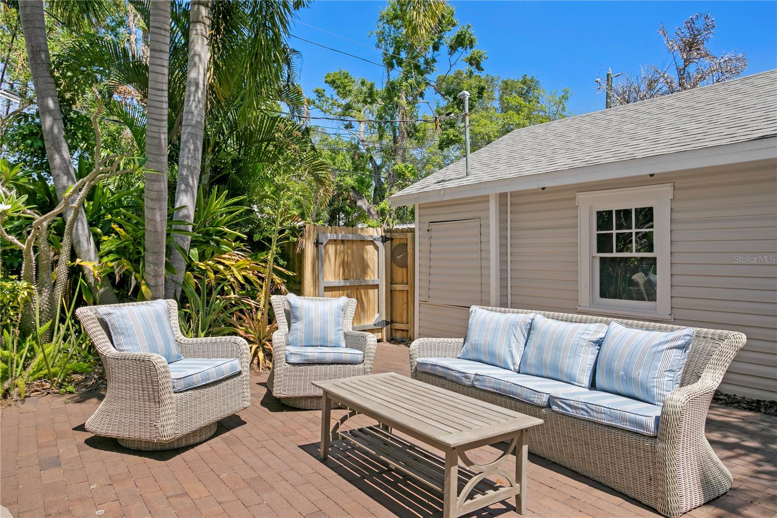 841 24TH AVE N, ST PETERSBURG, FL, 33704