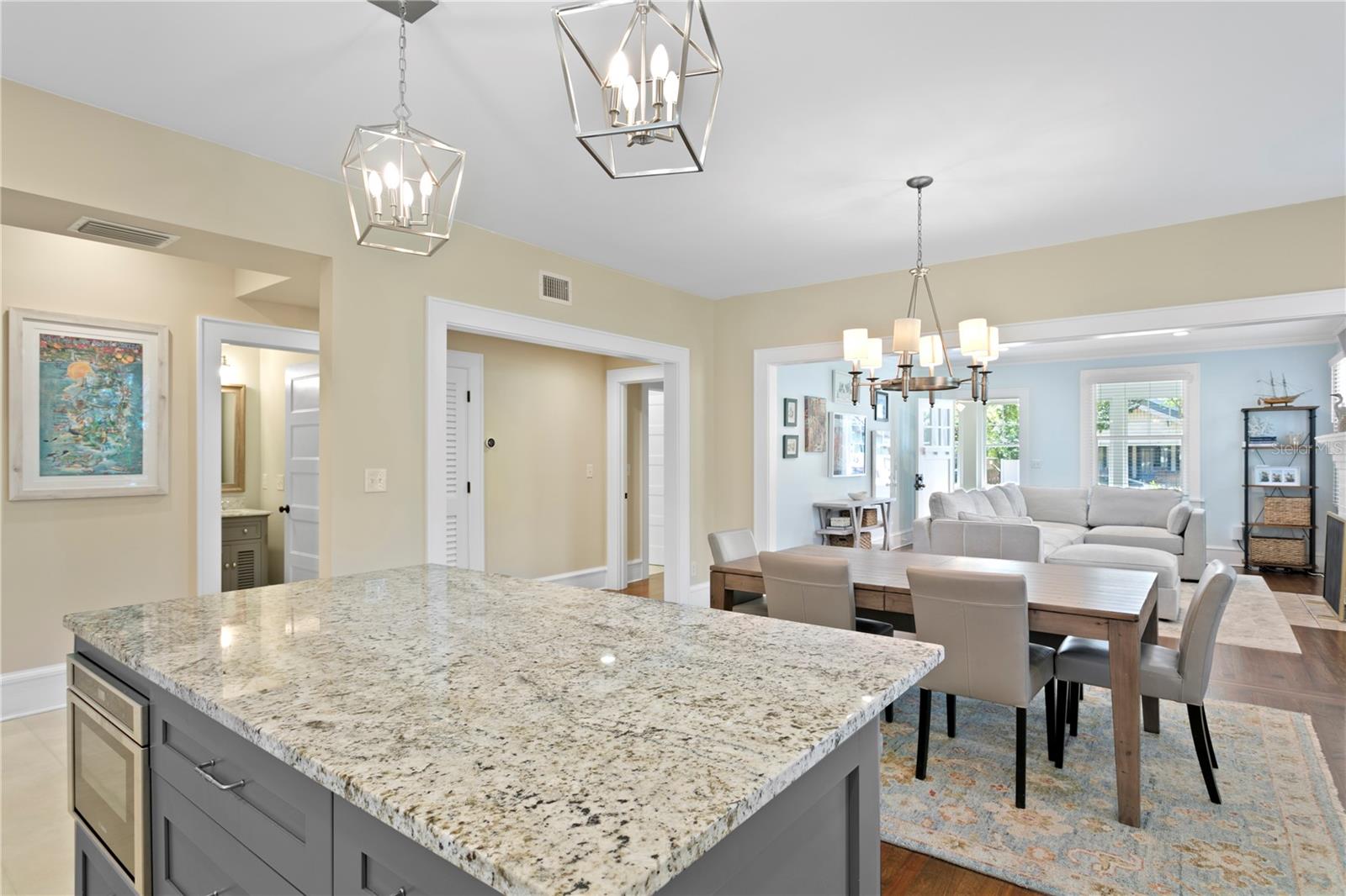 841 24TH AVE N, ST PETERSBURG, FL, 33704