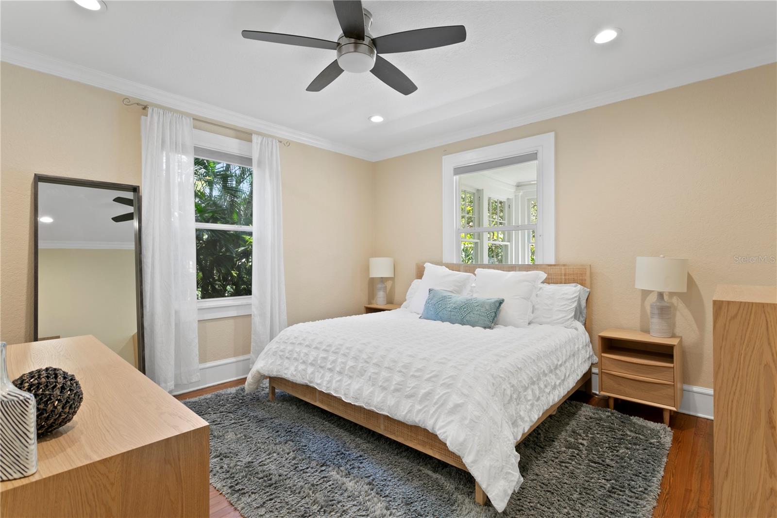 841 24TH AVE N, ST PETERSBURG, FL, 33704