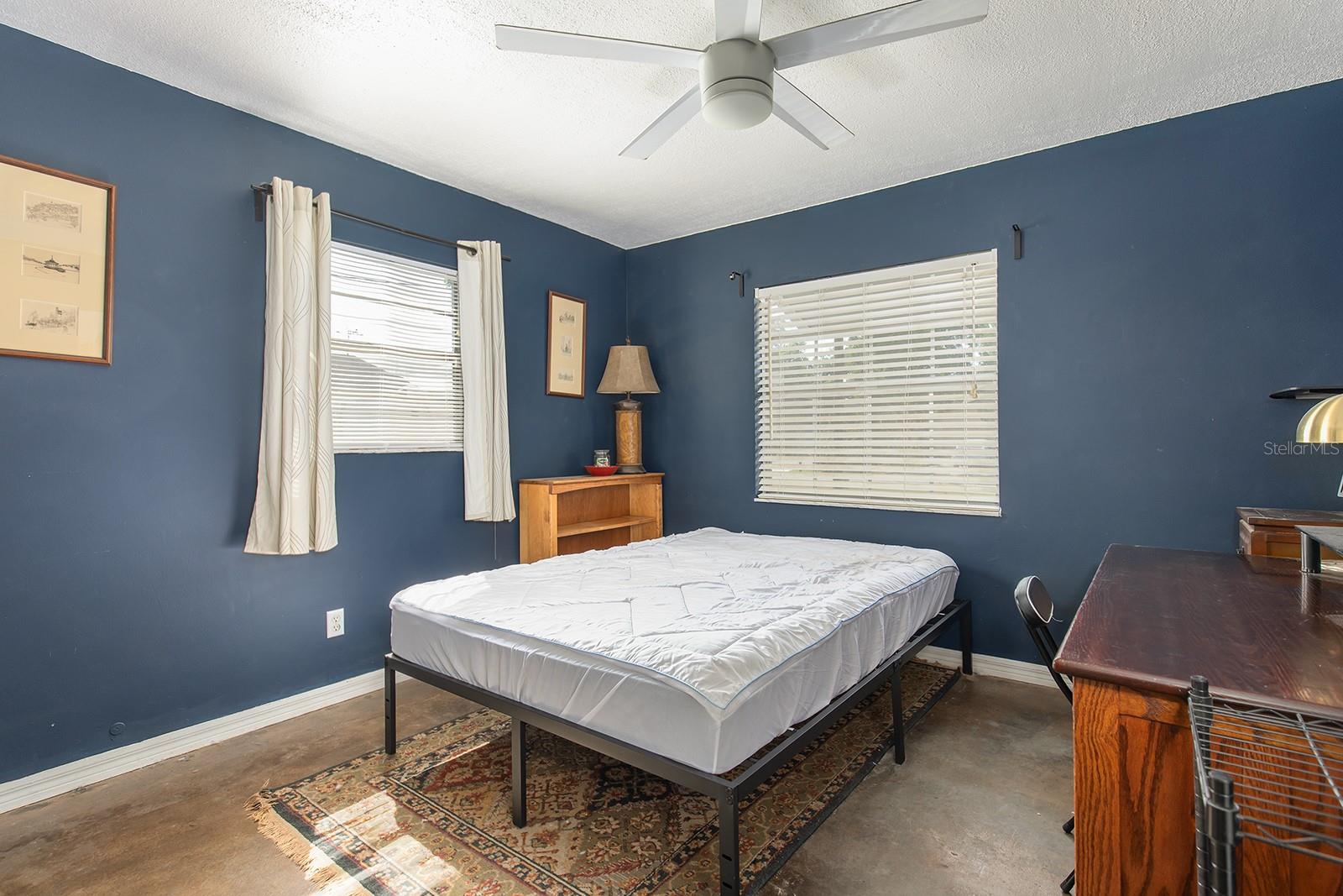 3511 E CRYSTAL LAKE AVE, ORLANDO, FL, 32806