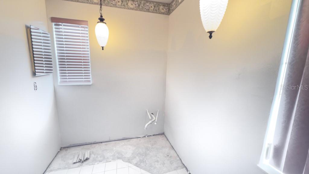 4255 13TH LN NE, ST PETERSBURG, FL, 33703