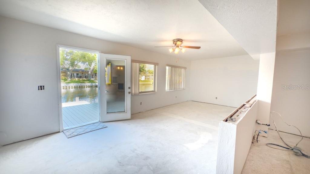 4255 13TH LN NE, ST PETERSBURG, FL, 33703