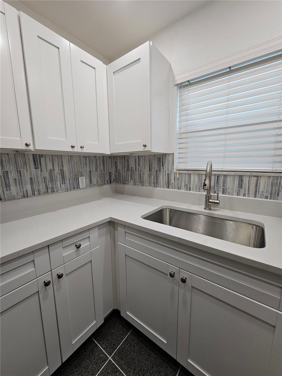 11955 3RD ST E #1, TREASURE ISLAND, FL, 33706