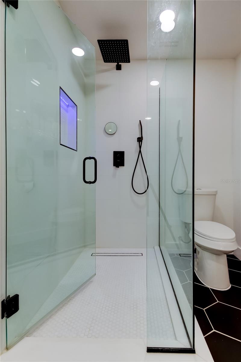 2488 DEL RIO WAY, DUNEDIN, FL, 34698