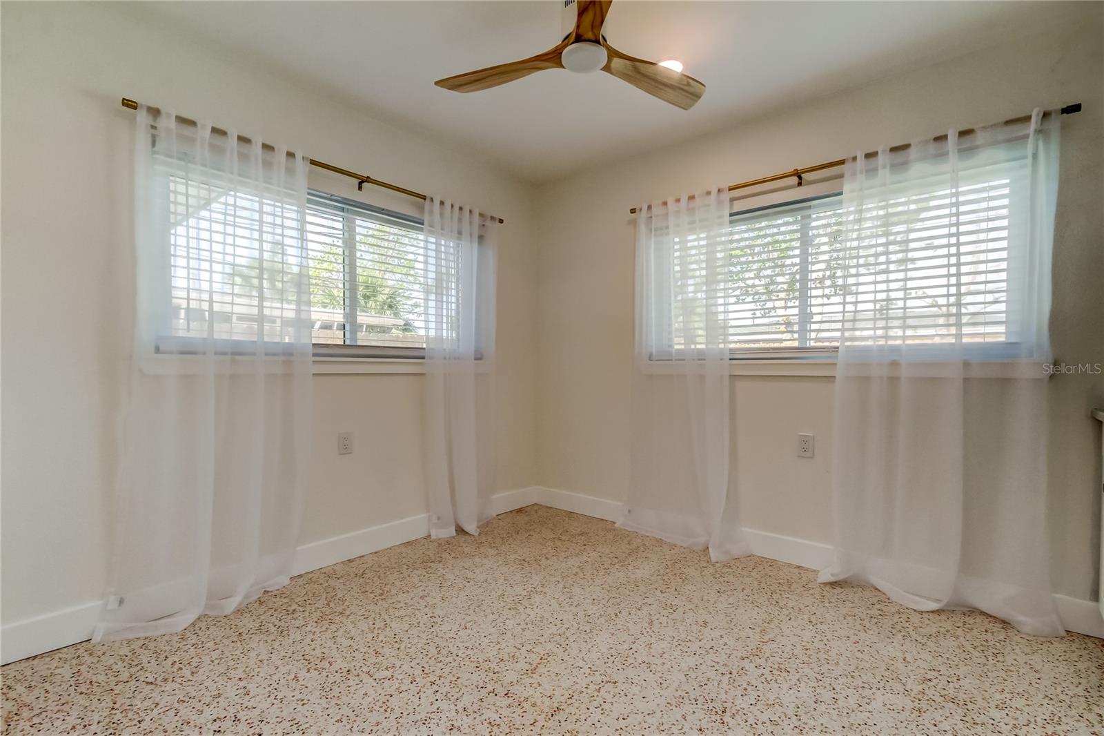 2488 DEL RIO WAY, DUNEDIN, FL, 34698