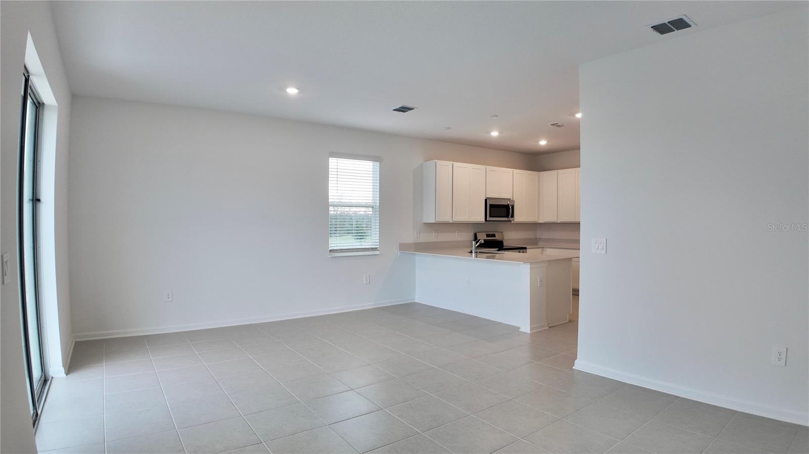 2963 SAVOIR AVE, DAVENPORT, FL, 33837