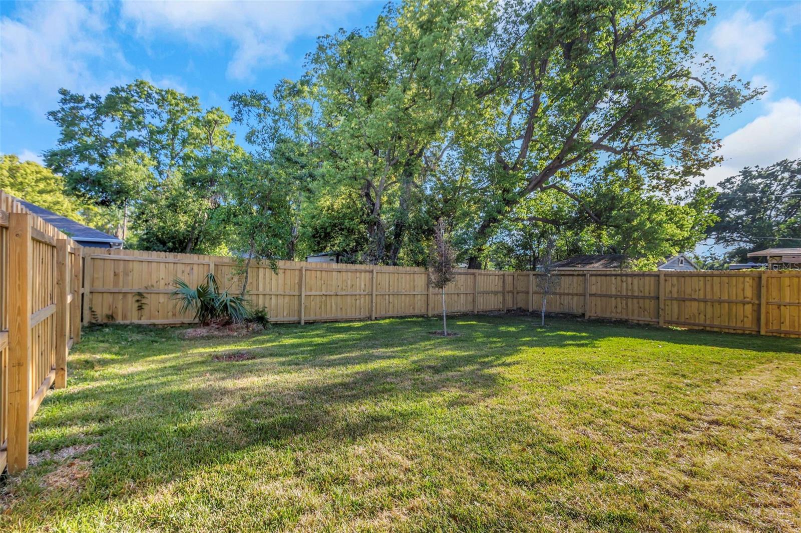 2103 E ELLICOTT ST, TAMPA, FL, 33610